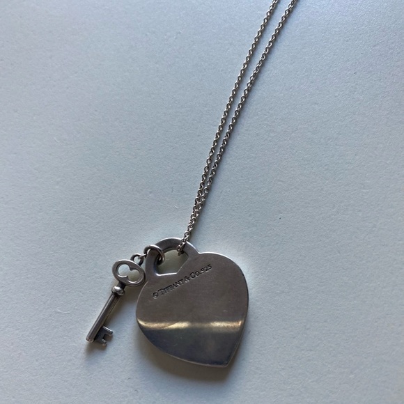 Tiffany & Co Heart Tag and Key Necklace - Picture 4 of 6